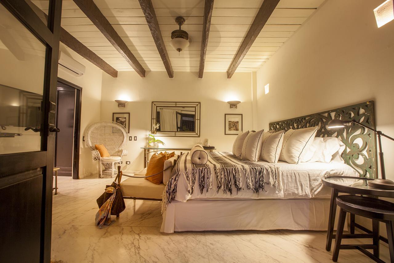 Deluxe Suite with Spa Bath