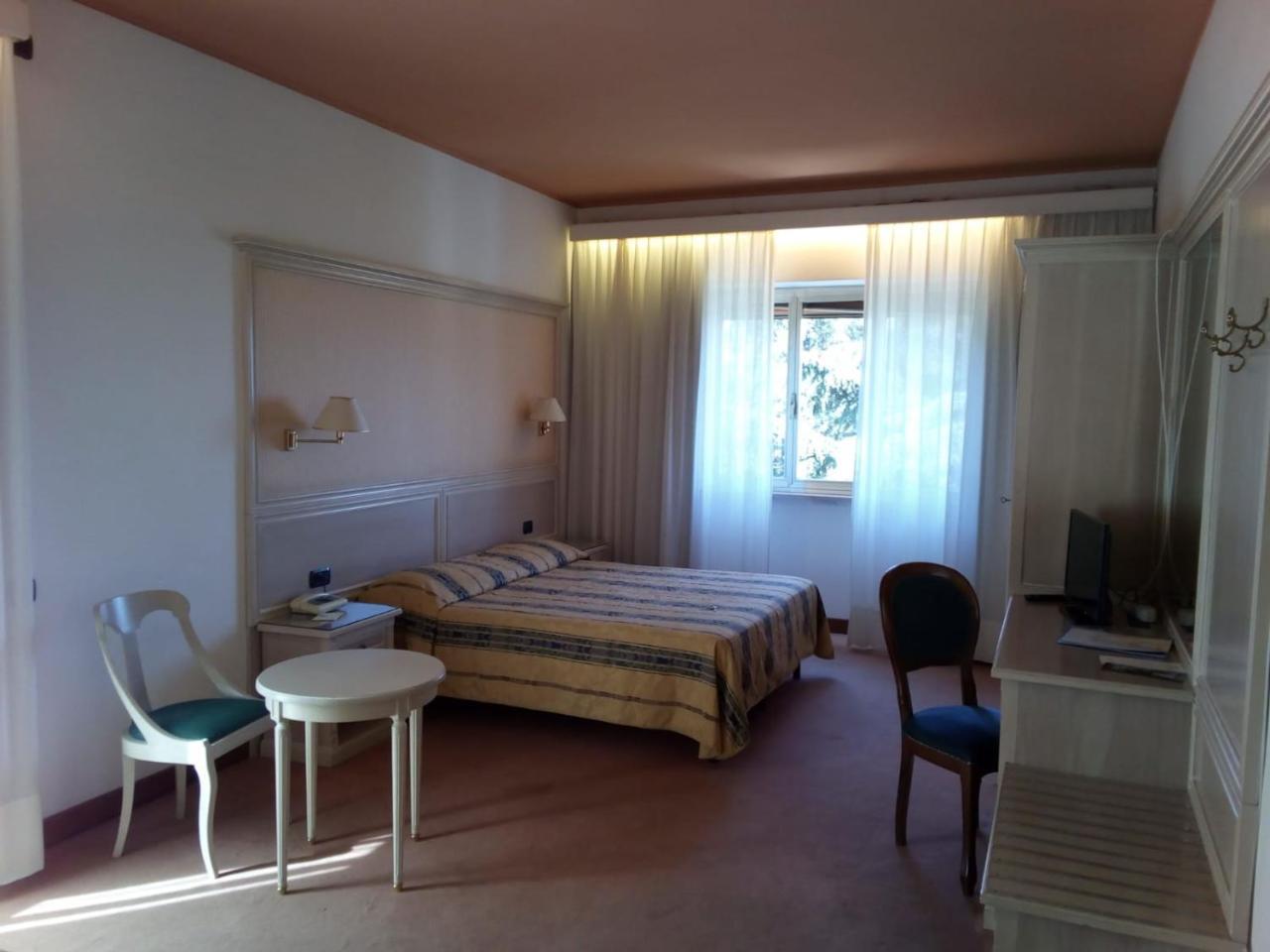 Triple Room,738633313:JPEG