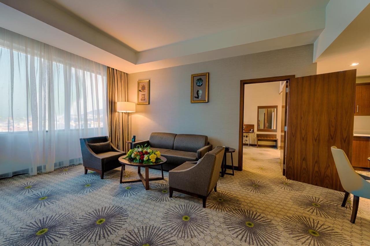 Executive Suite