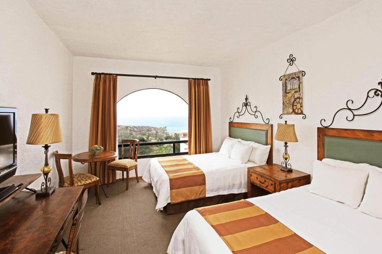 Studio Two Double Beds