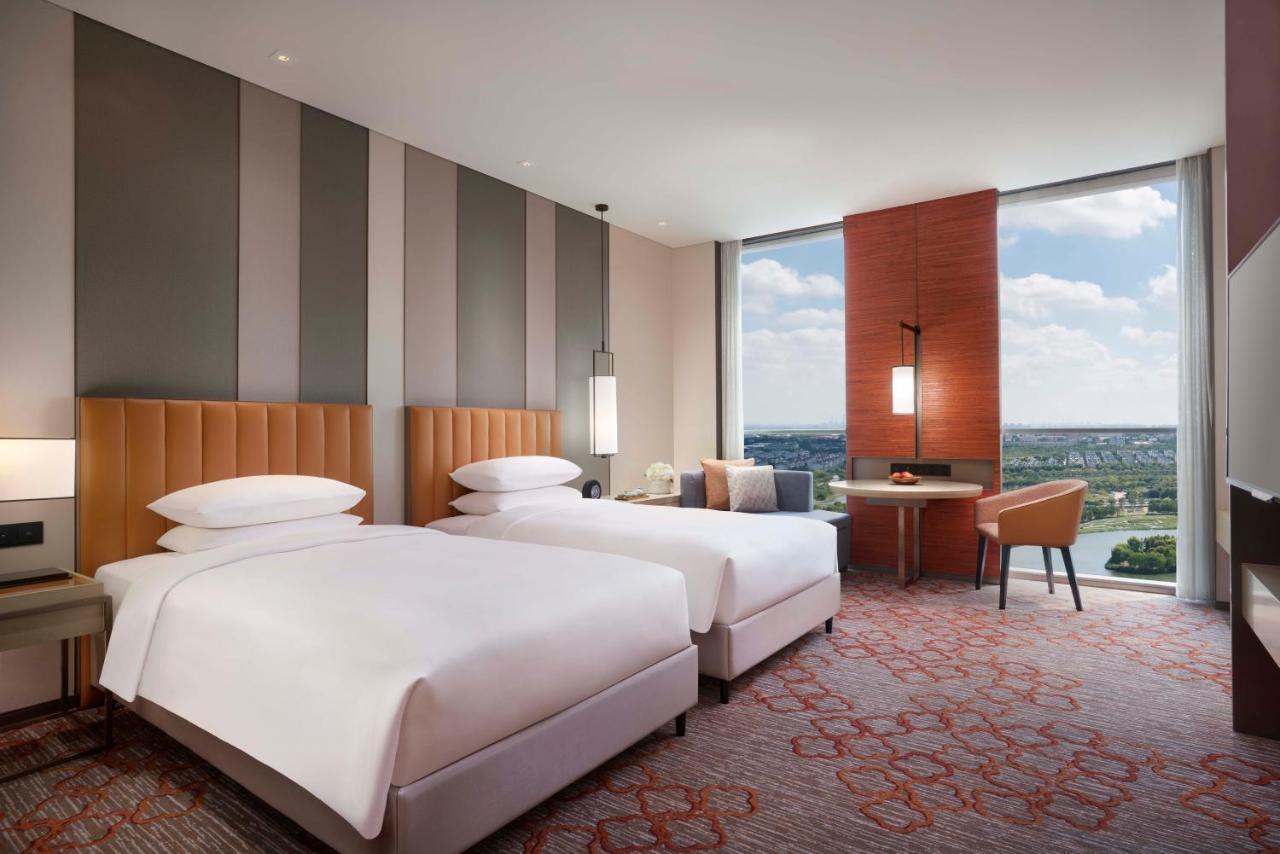 Twin Room - Club Access