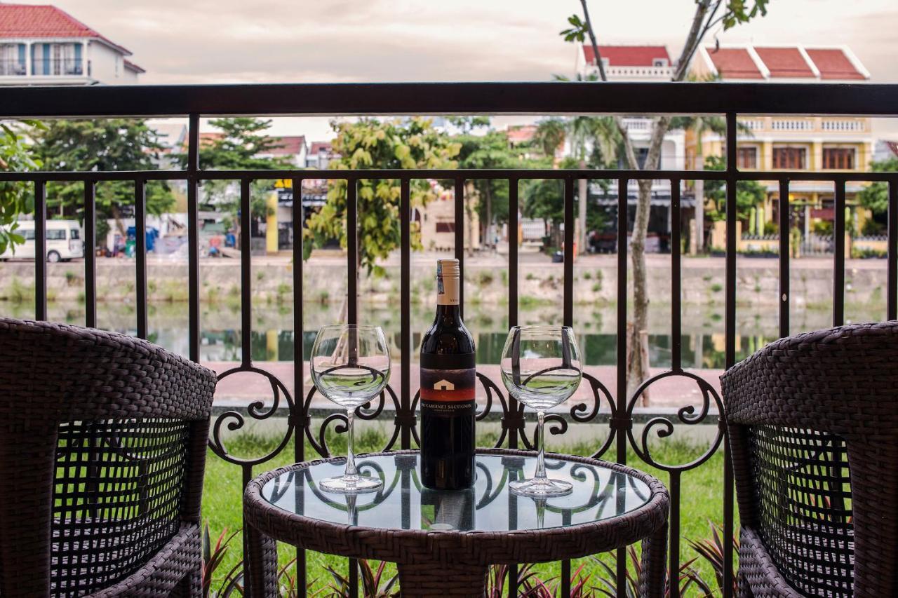 Super Deluxe Double Room with Balcony and River View