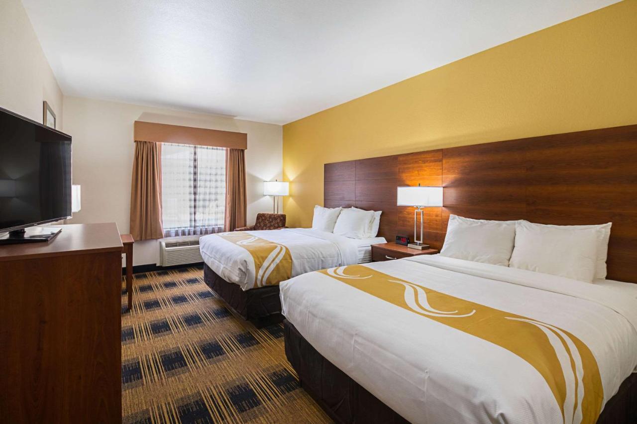 Queen Room with Two Queen Beds - Non-Smoking
