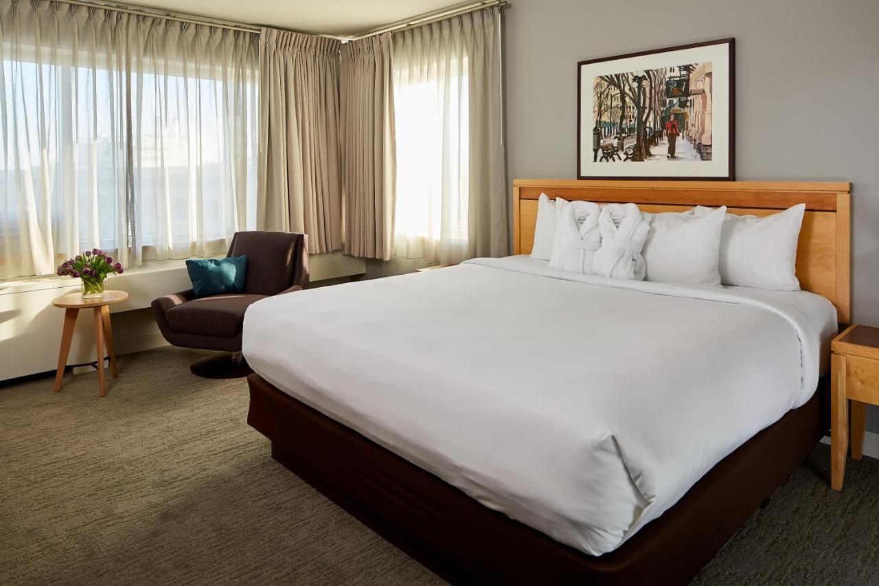 One-Bedroom Suite
