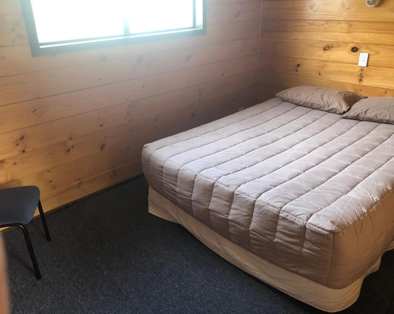 Small Cabin with Shared Bathroom