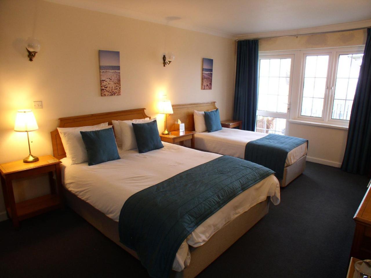 Superior Double or Twin Room with Sea View