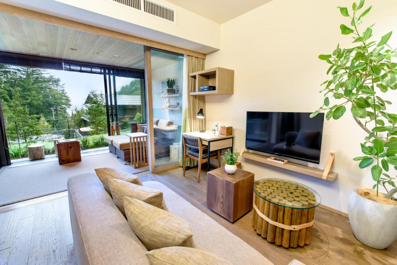 Standard Suite Mountain View First Floor