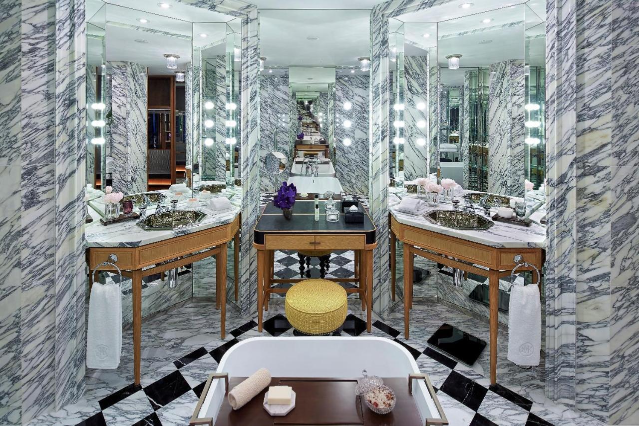 Chambre Lit King-Size - Vue sur Pic Kowloon
