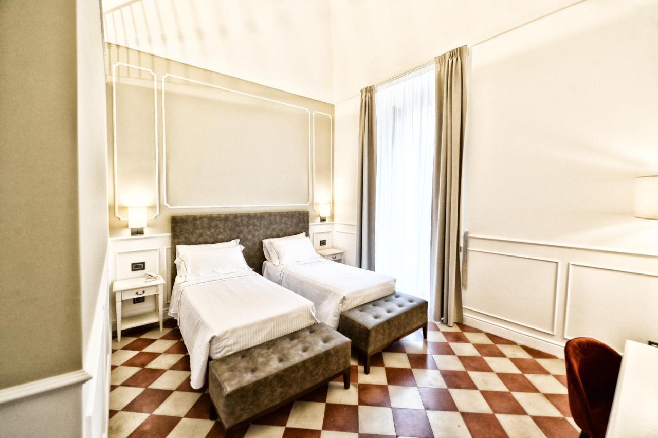 Standard Twin Room,770070850:JPEG