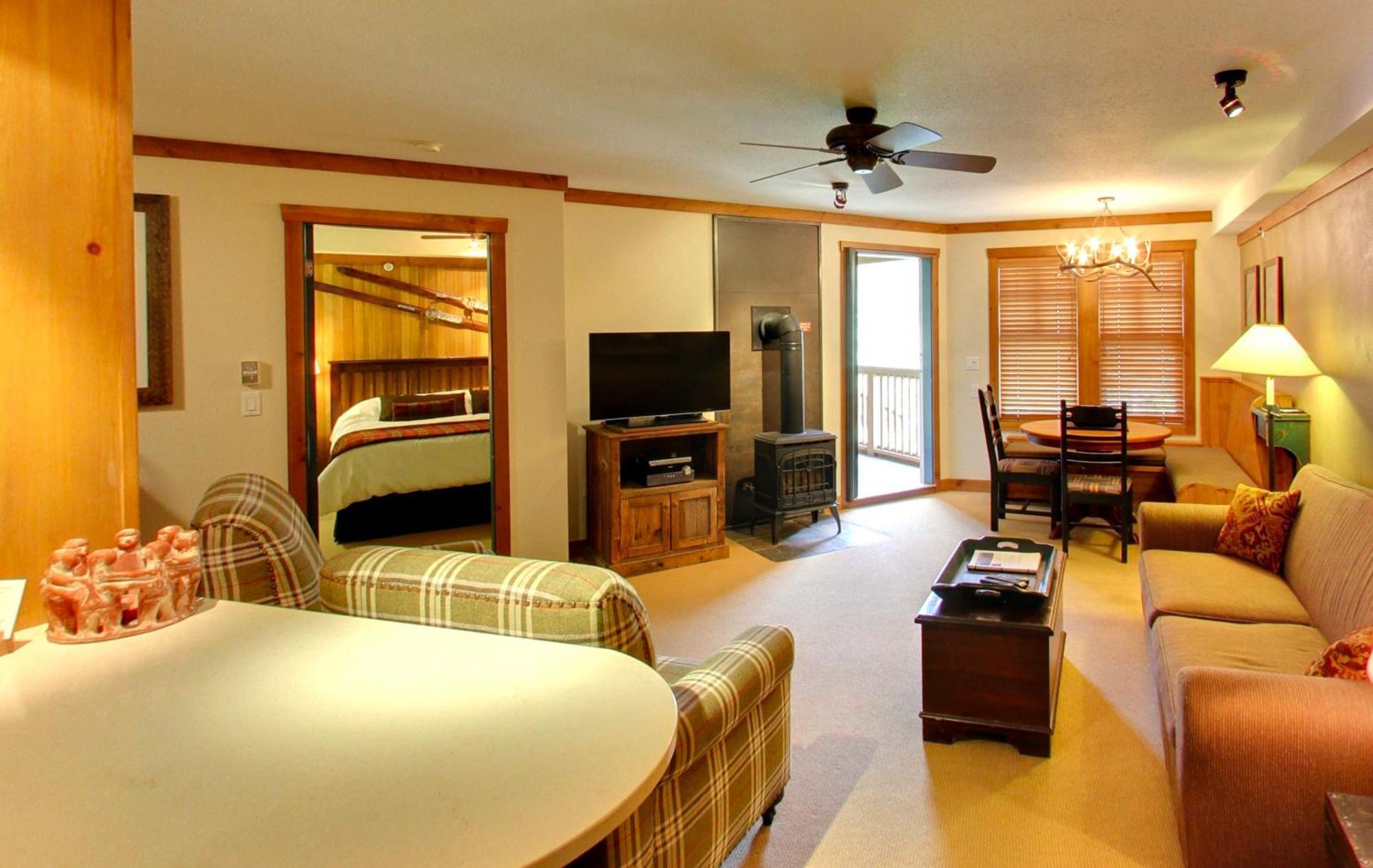One-Bedroom Suite