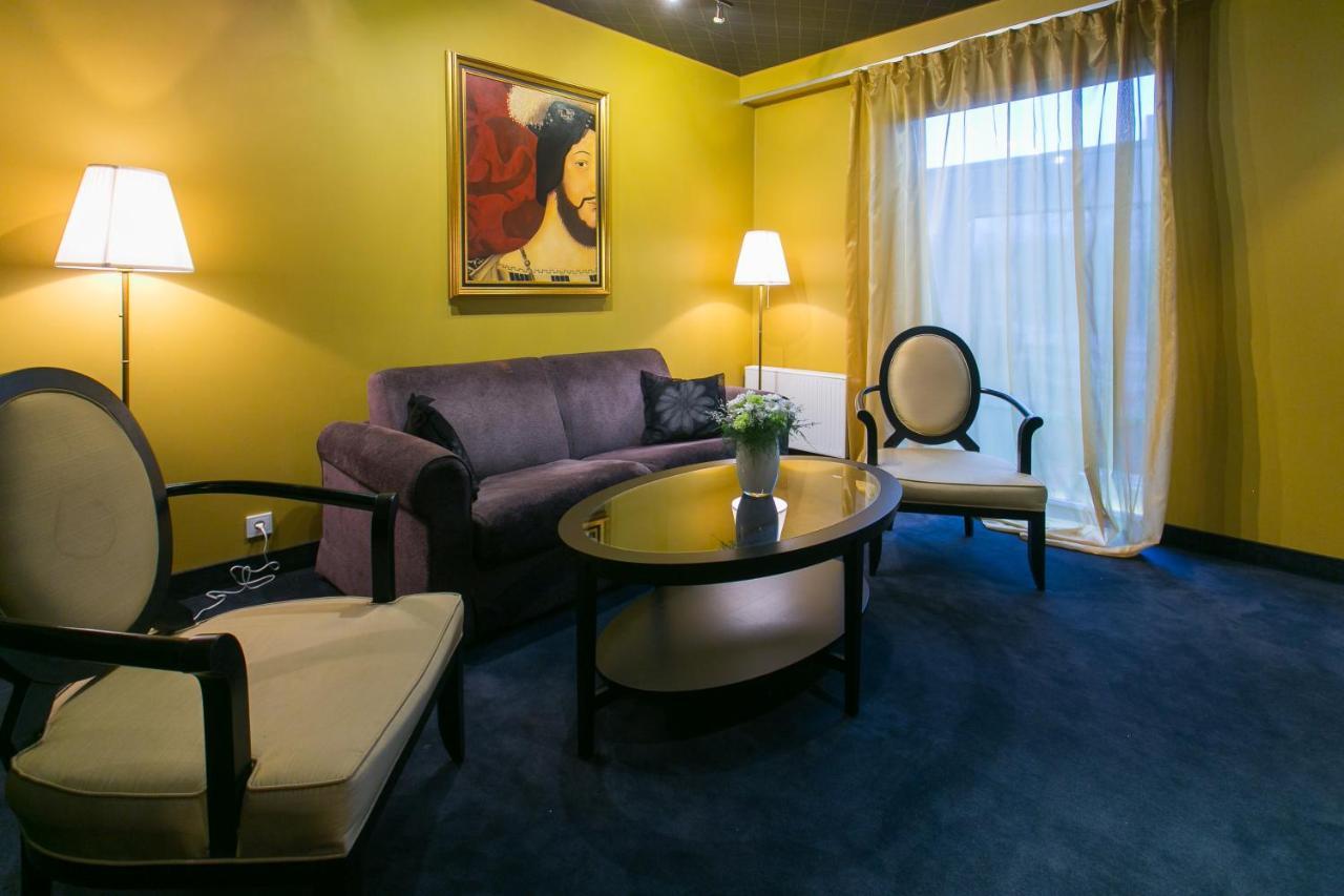 Modern Opera Suite