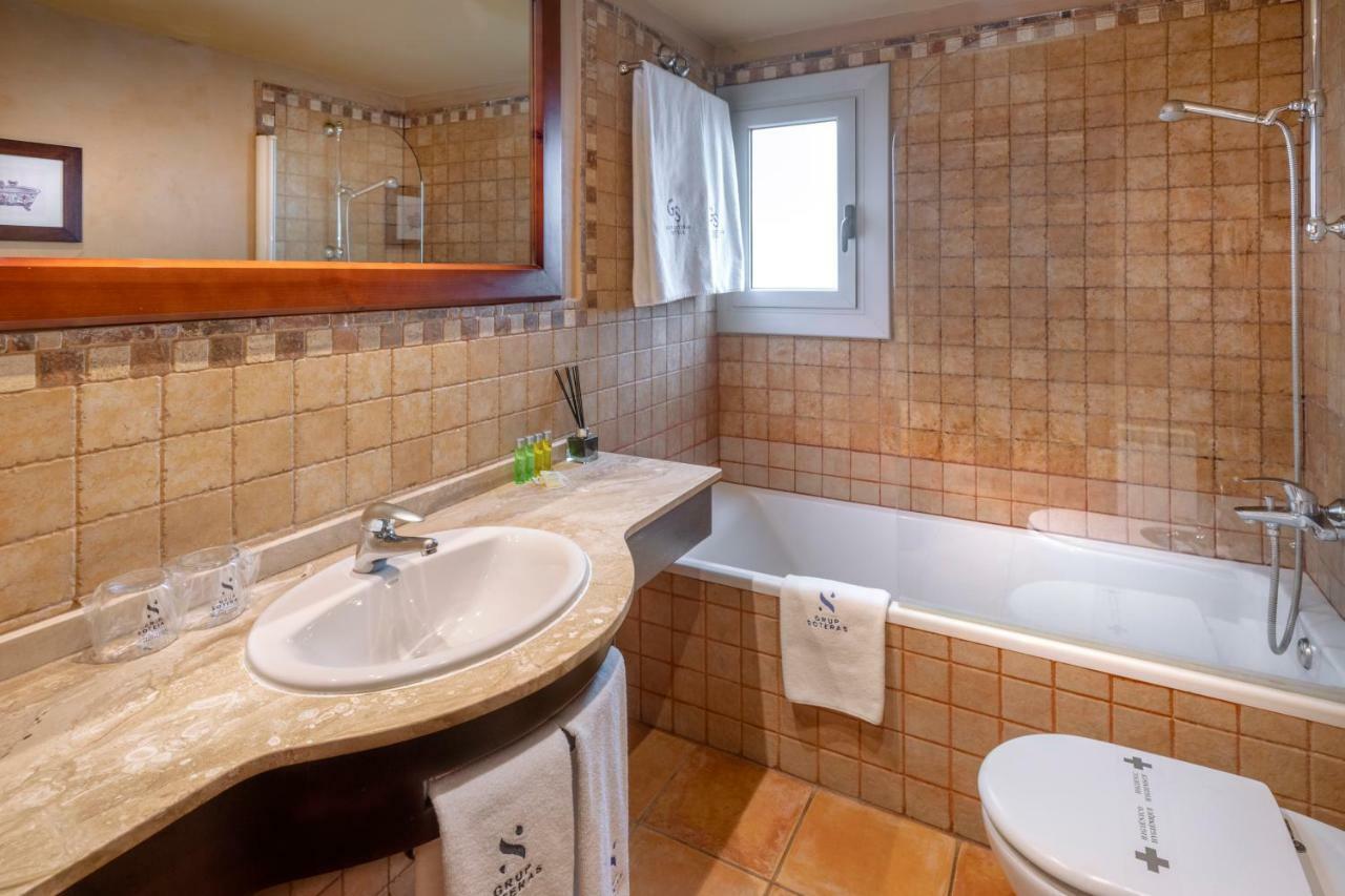 Triple Room,1137542746:JPEG