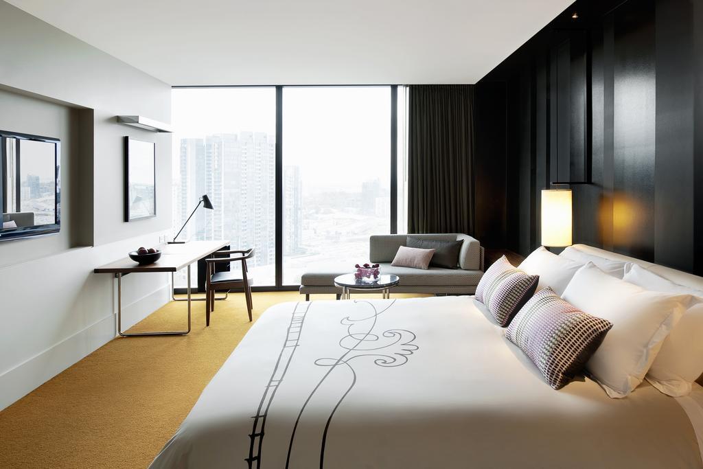 Luxe King Room,304048448:JPEG