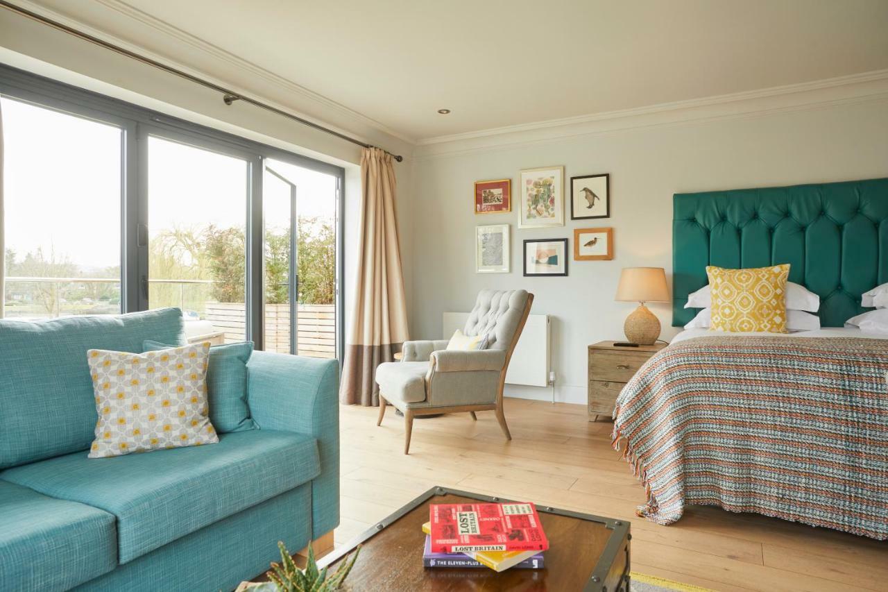 Riverside Suite