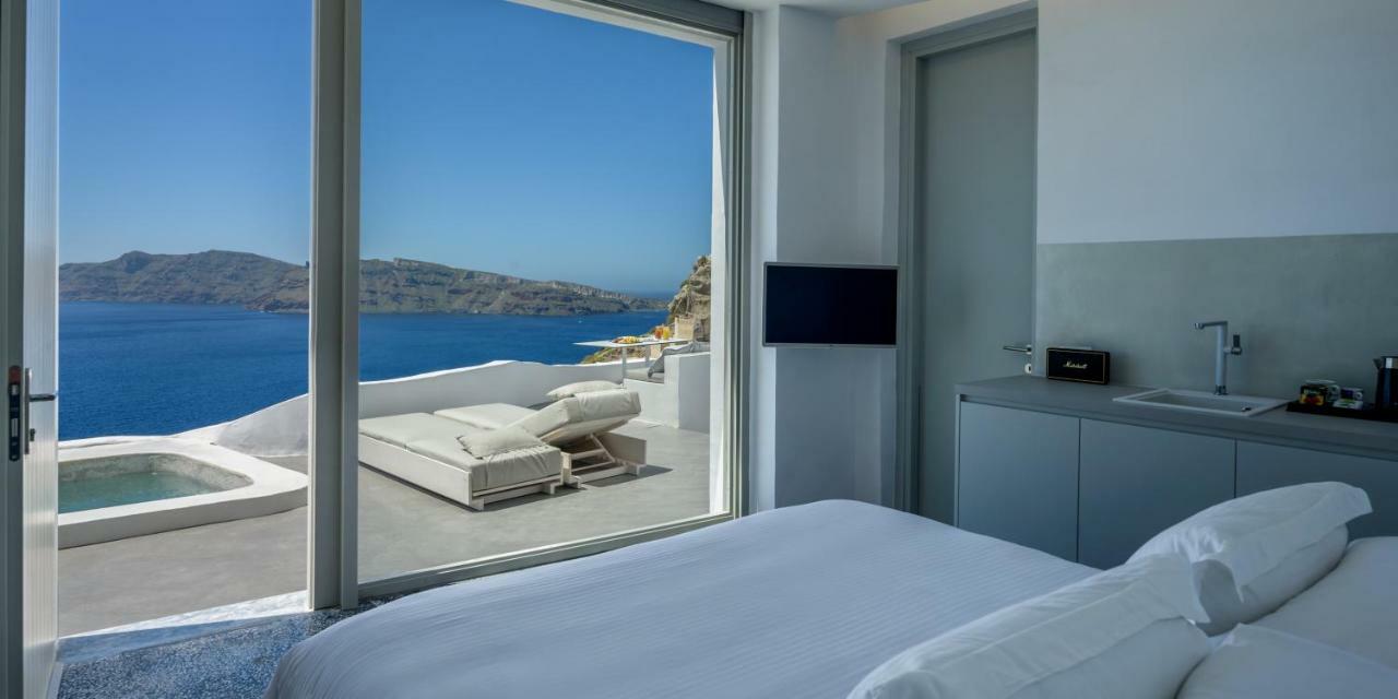 Executive Suite private outdoor heated plunge pool Caldera view,792525183:JPEG