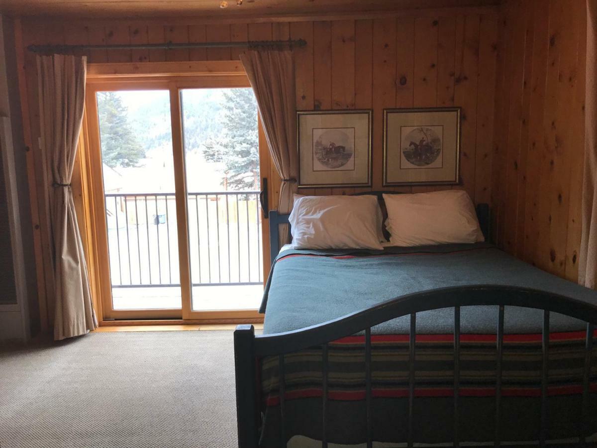 Queen Room Balcony