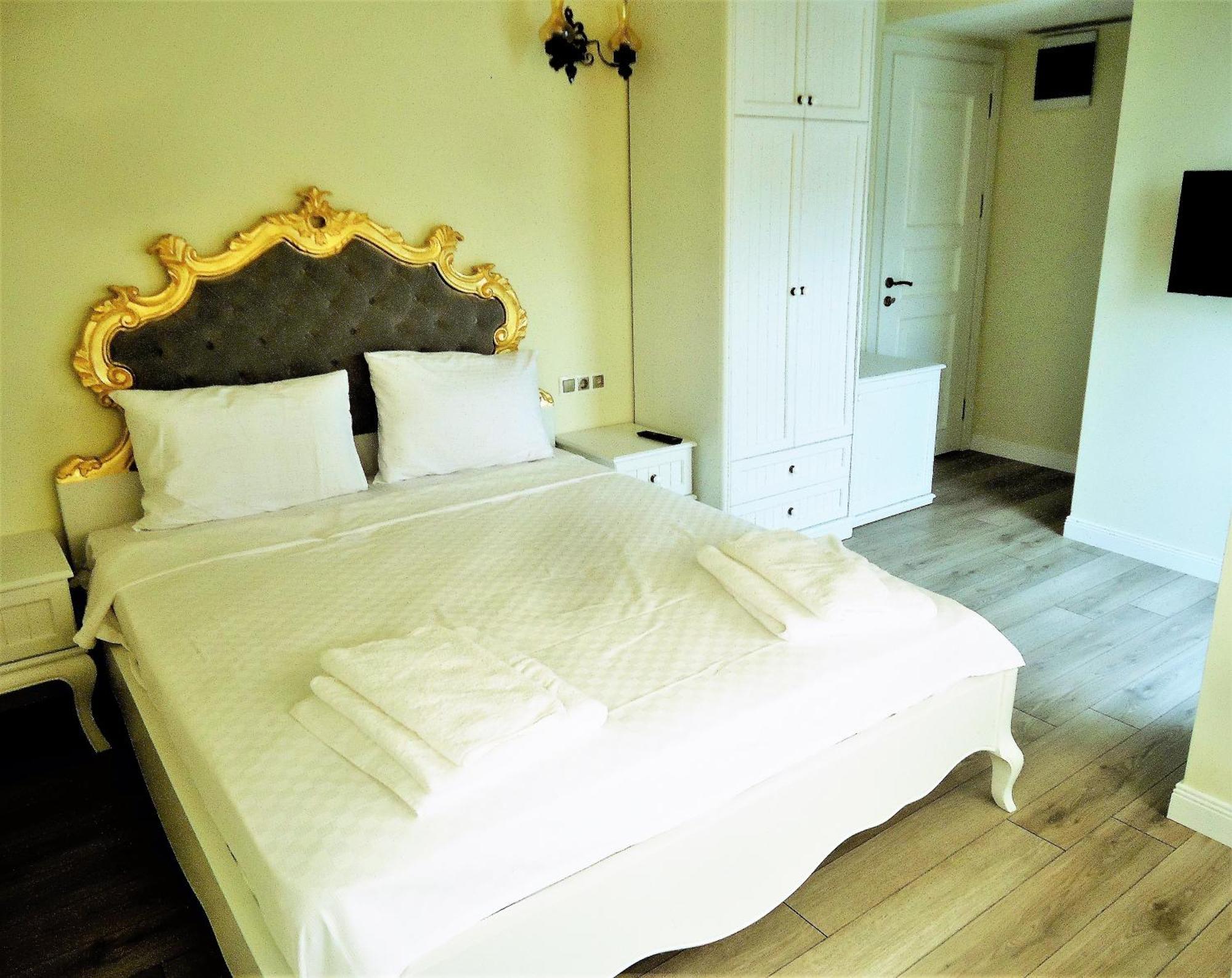 Deluxe King Room,1105753980:JPEG