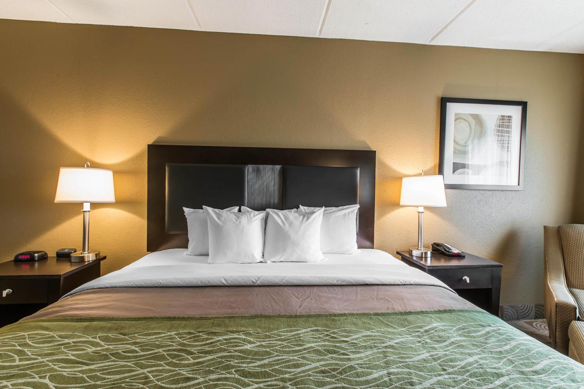 King Room - Accessible/Non-Smoking