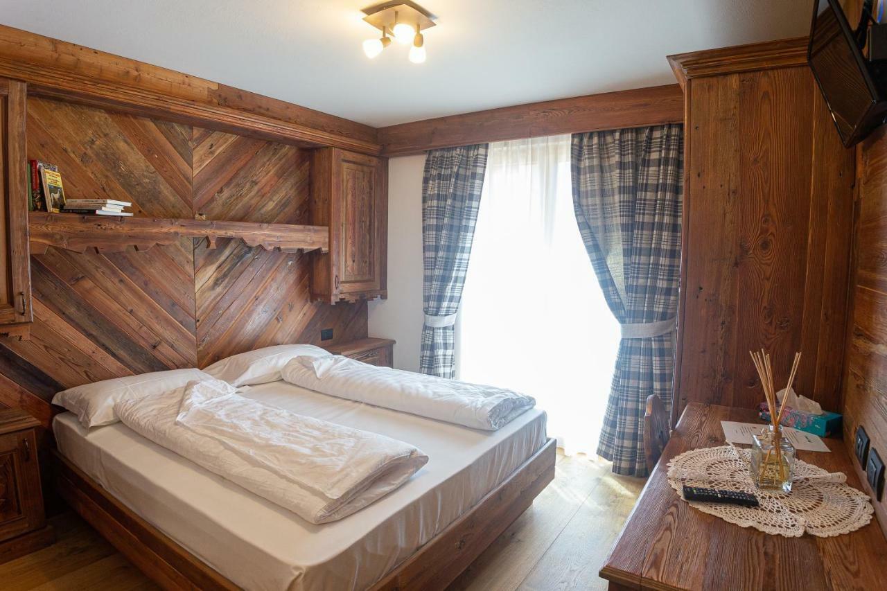 Double Room,827441351:JPEG