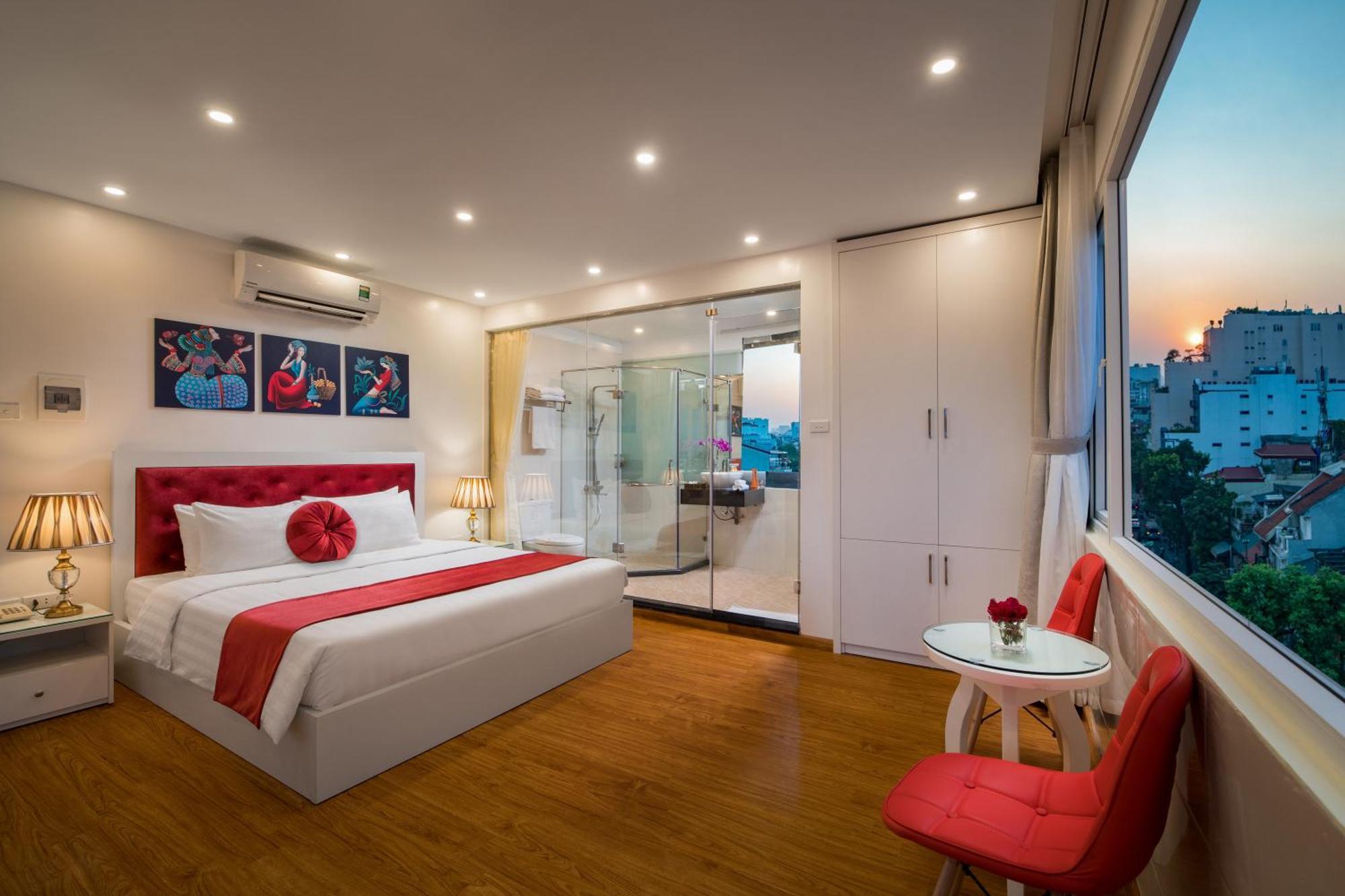 Presidential Suite with City View