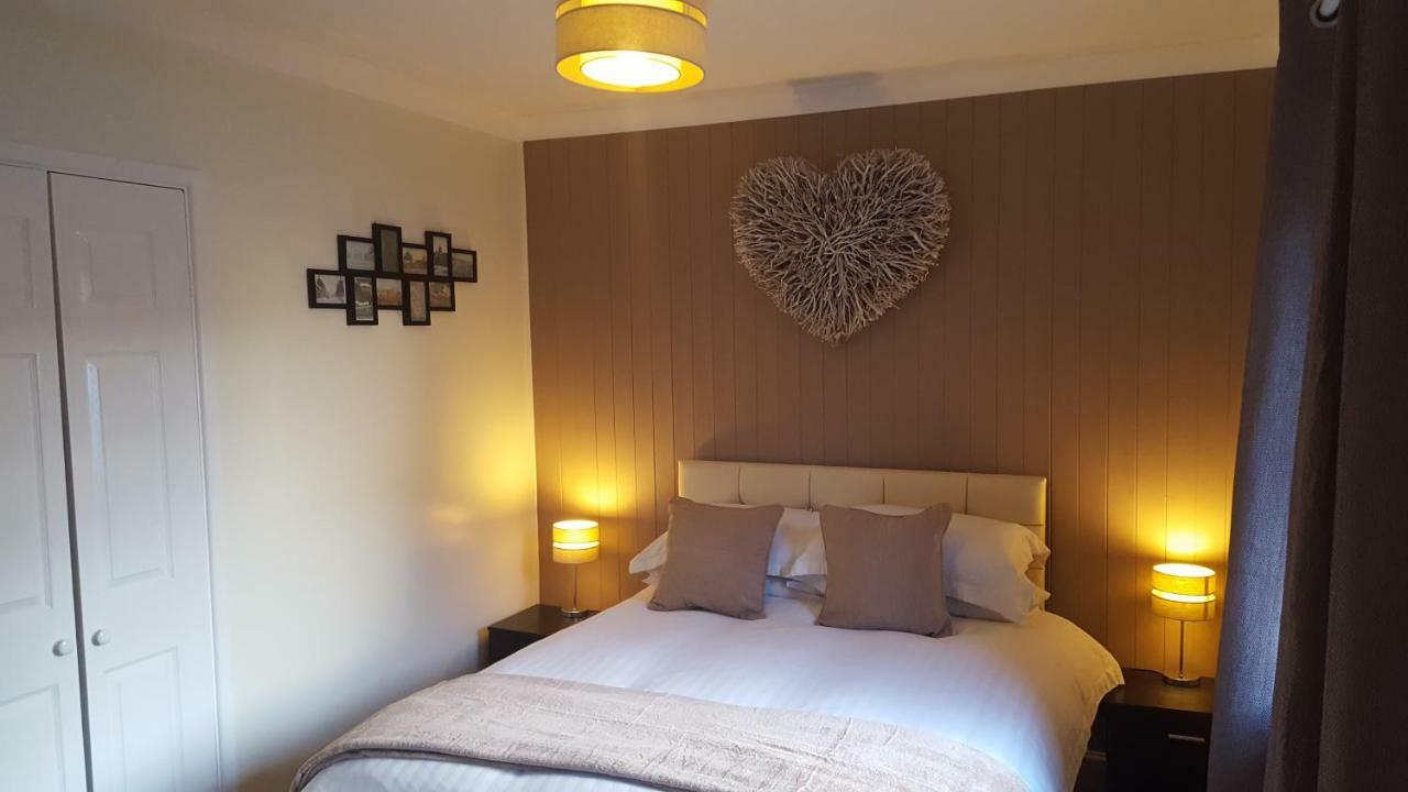 Deluxe Double Room with Shower
