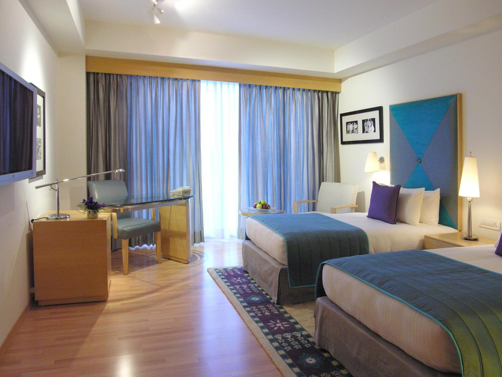 Taj Club Twin Bed