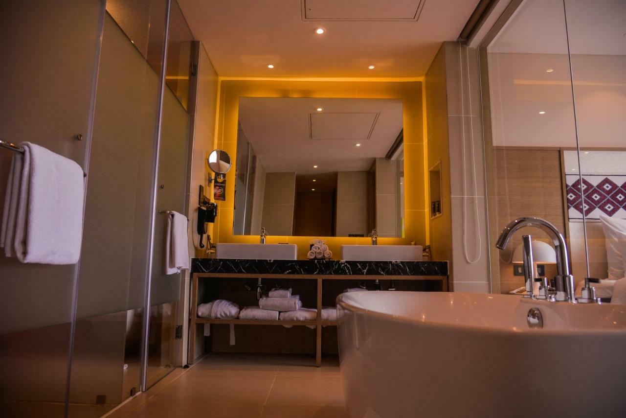 Executive City View Suite