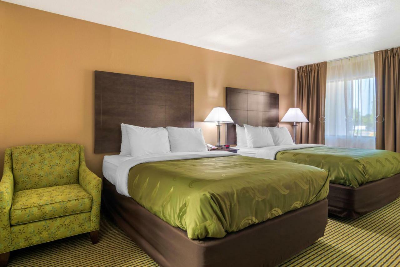 Queen Room with Two Queen Beds - Accessible/Non-Smoking