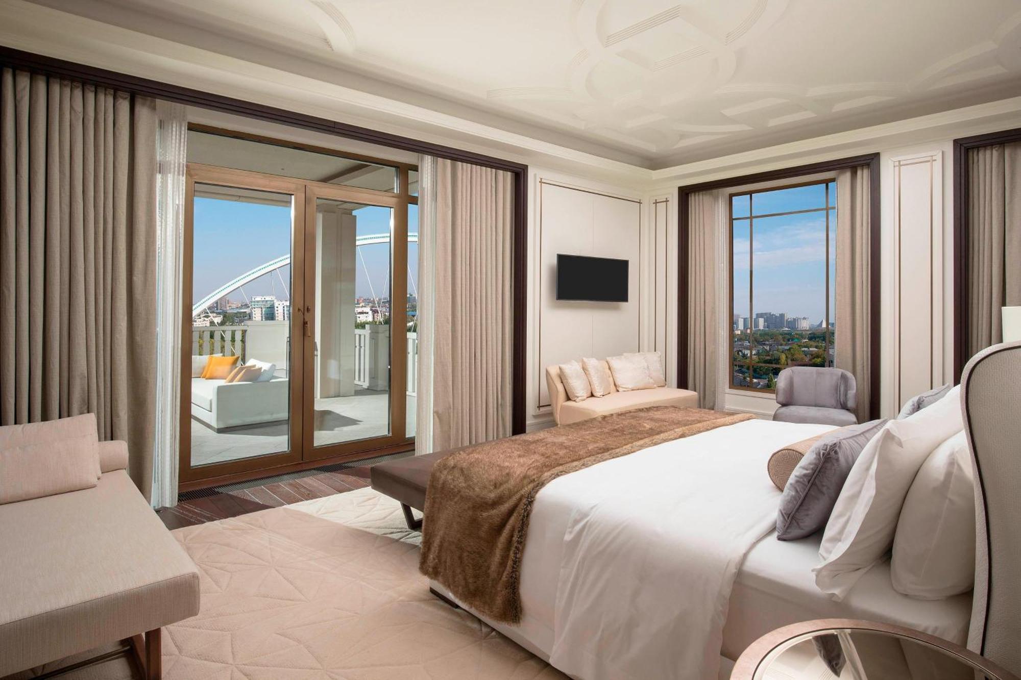 Presidential Suite with Ishim River View and Large Terrace