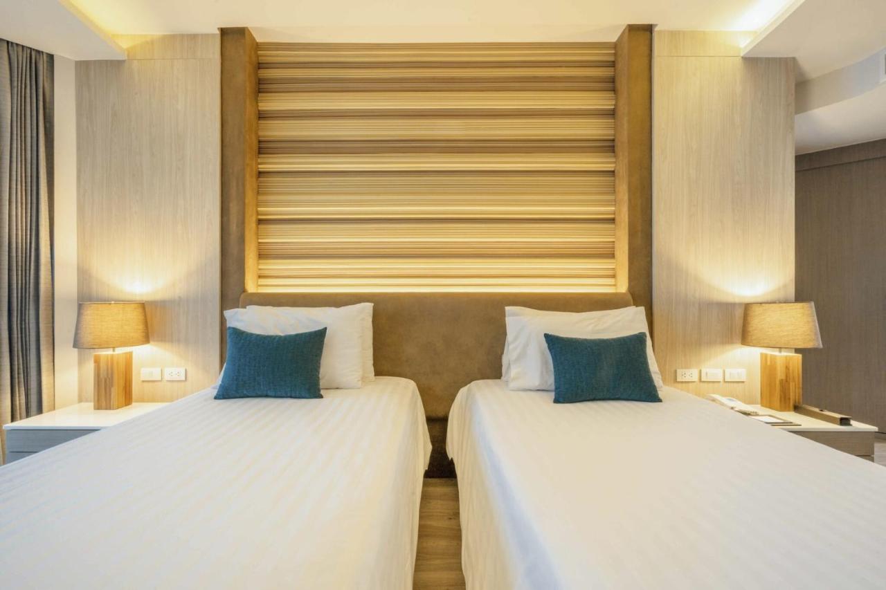 Deluxe Corner Twin Room Sea View,1716873155:JPEG