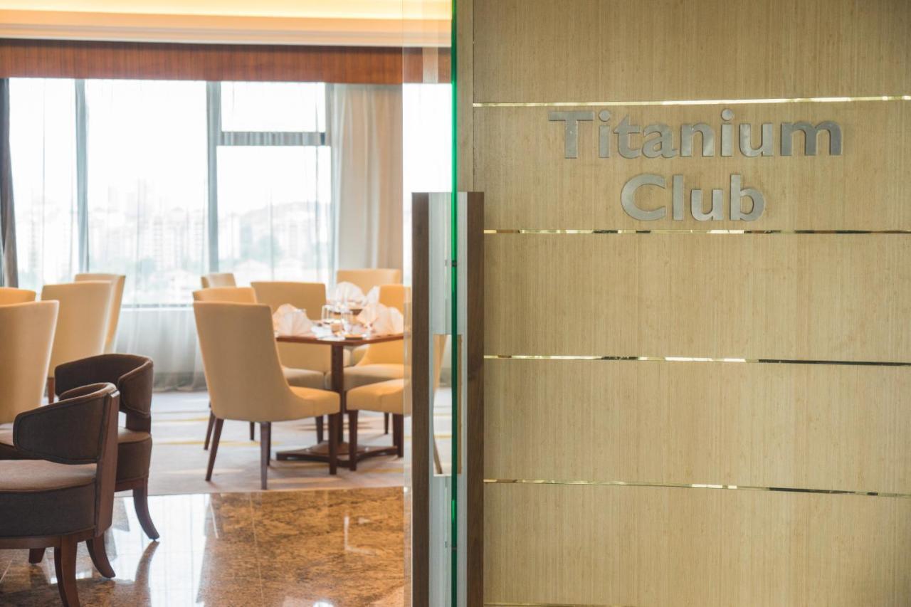 Titanium Club King