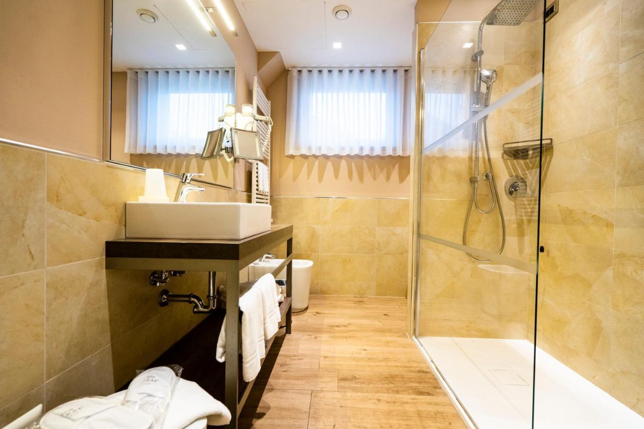 Double Room,1216273357:JPEG