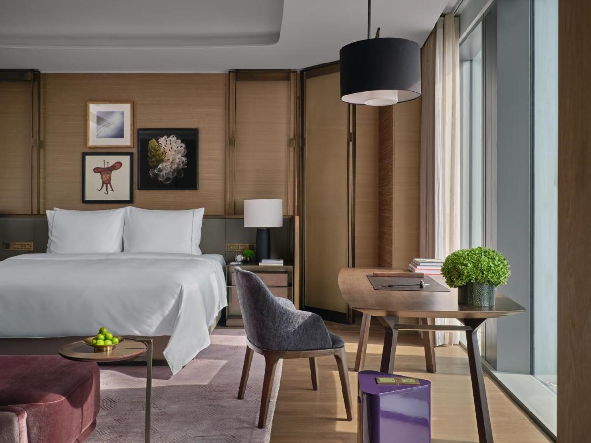Premier King Room