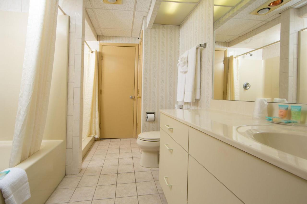 One-Bedroom Suite