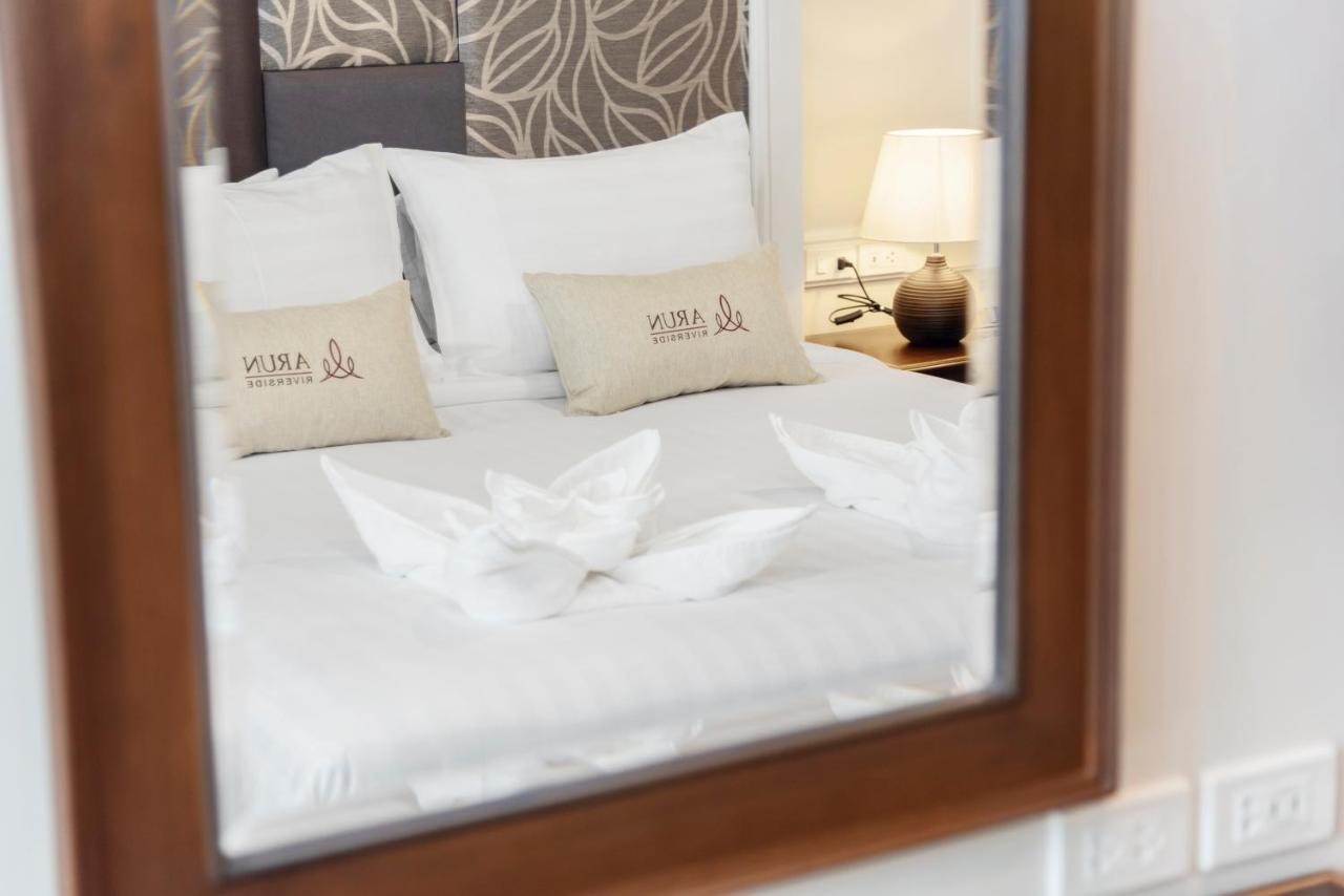 Standard Double Room with Balcony (No View)
