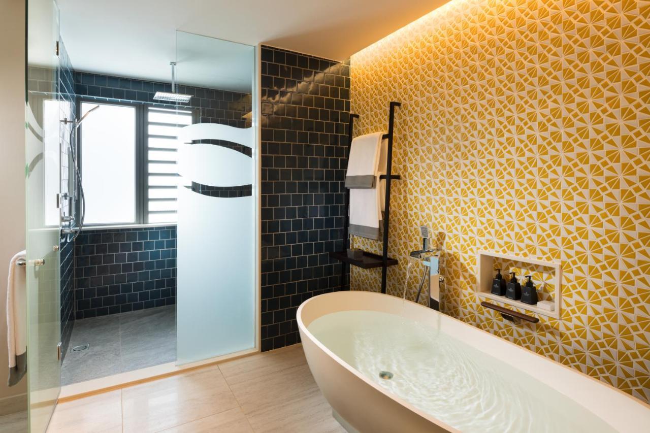 Garden View Suite