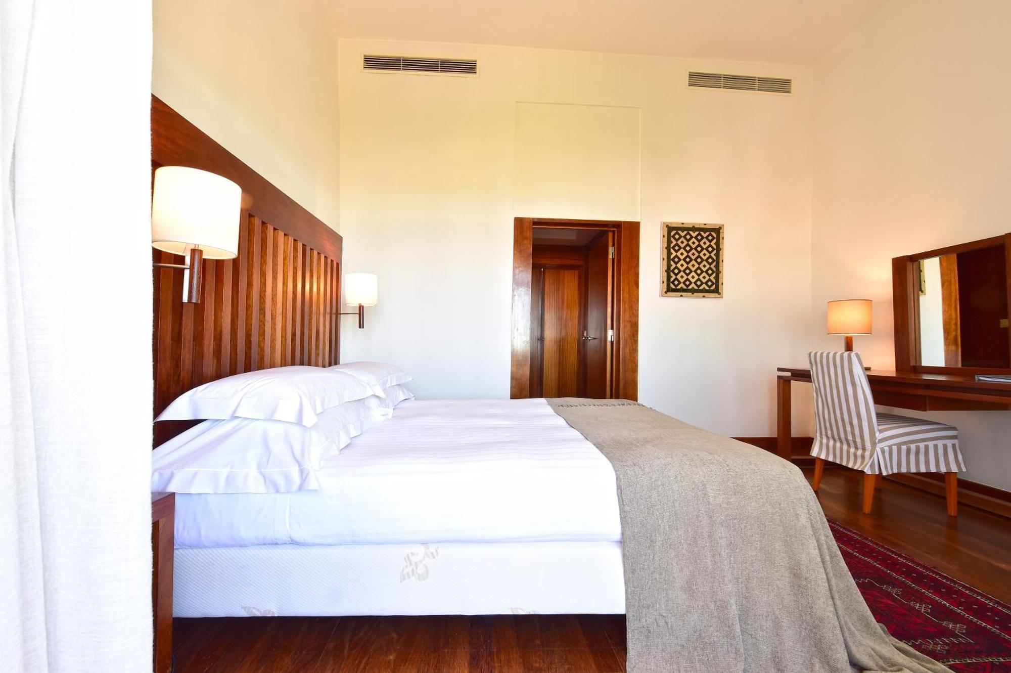 Standard Suite,1661633514:JPEG