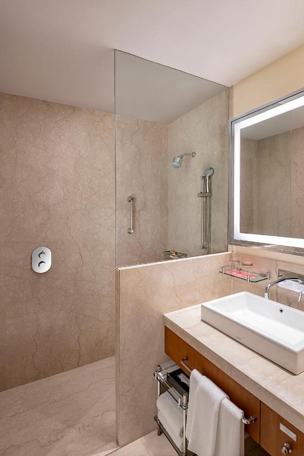 Deluxe Double Room with Garden View