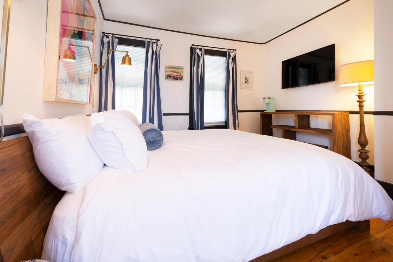Superior King Suite