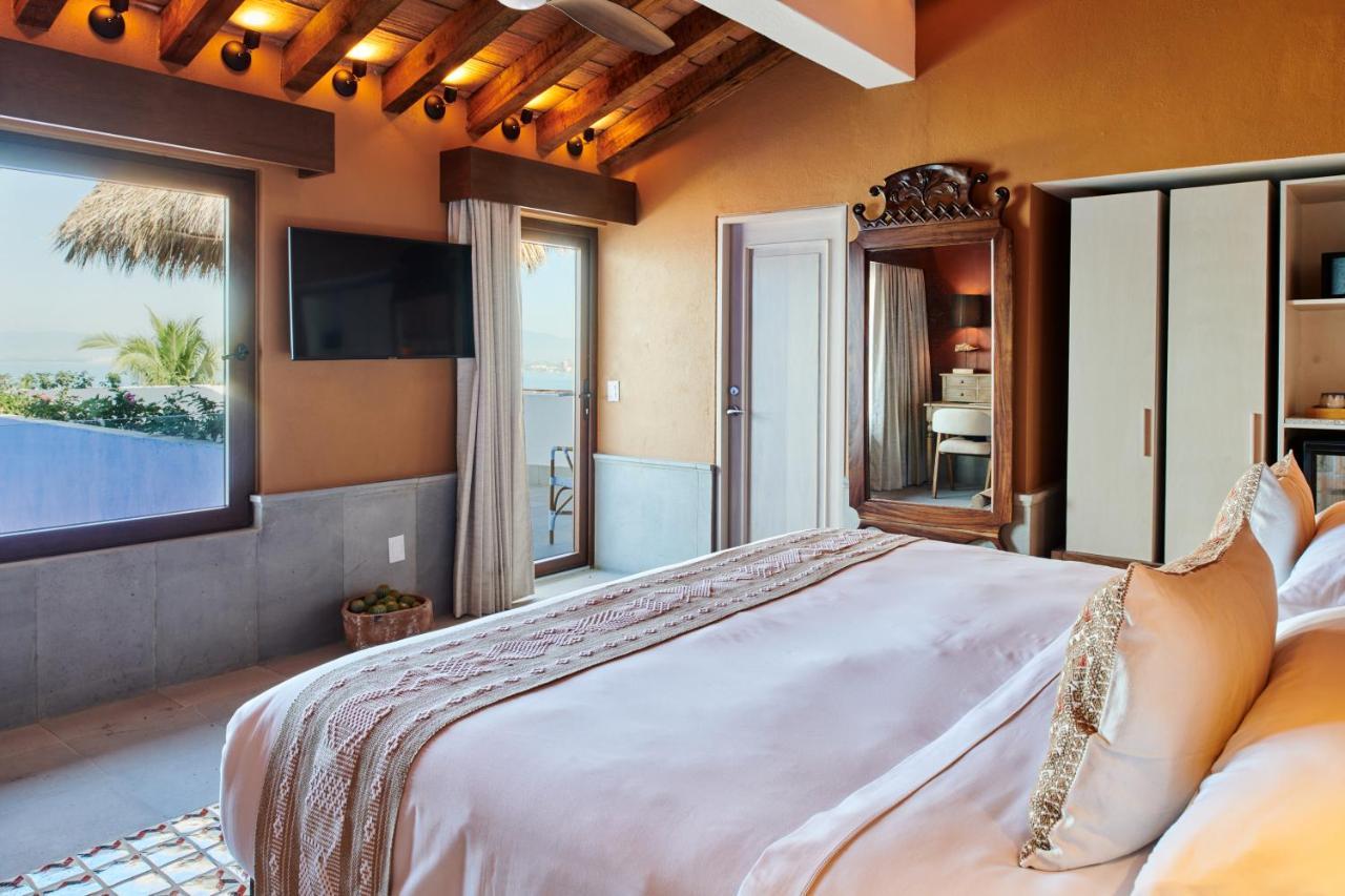 Deluxe Suite Sea View