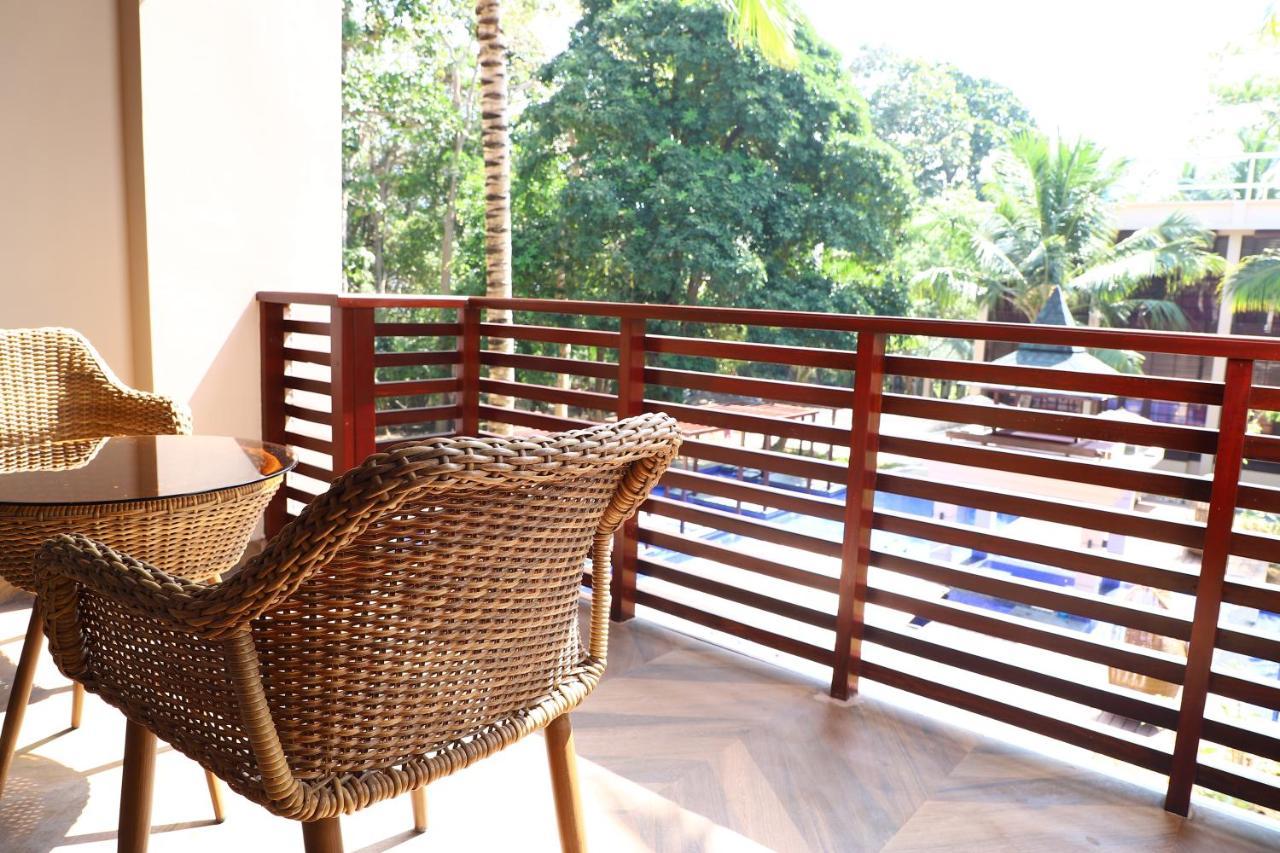 Lagoona Pool View