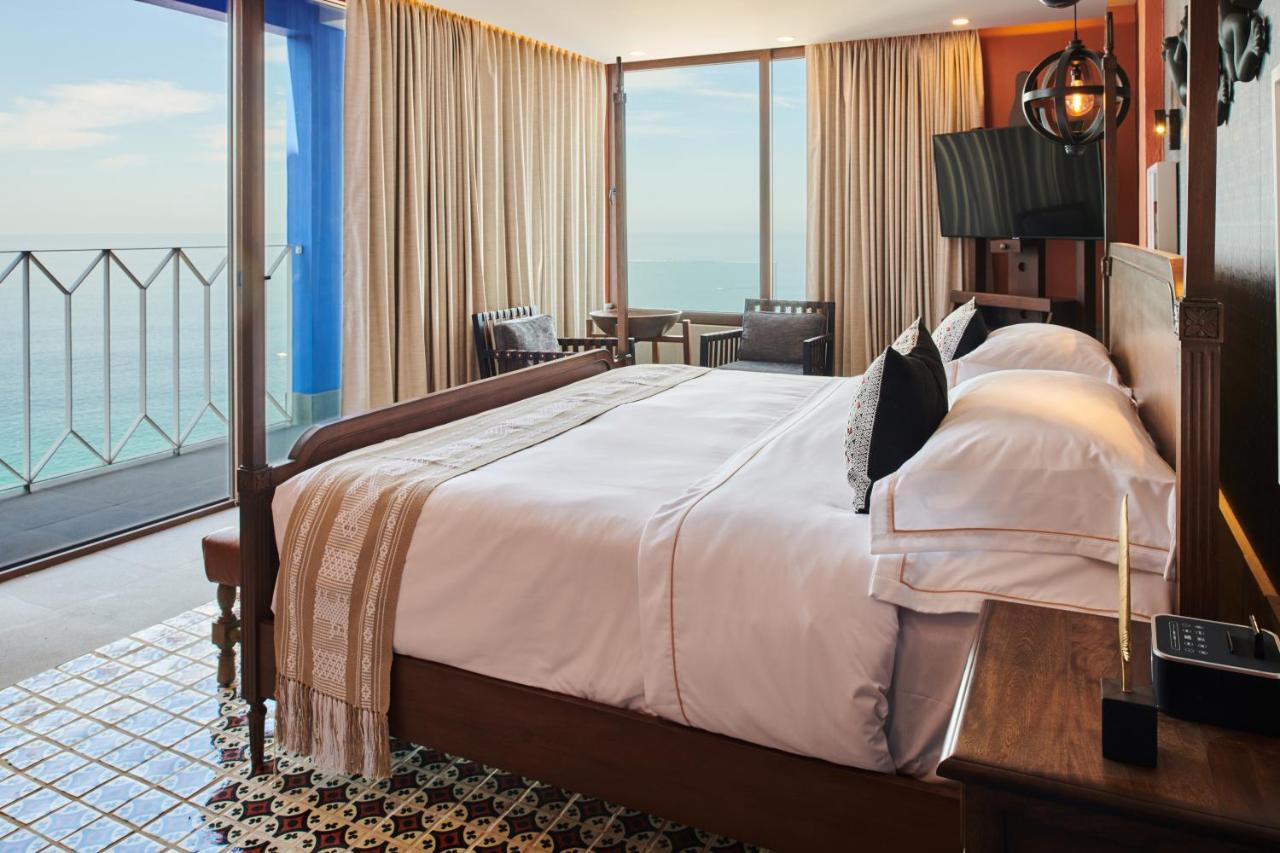 Deluxe Suite Sea View