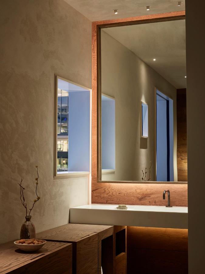 King Room Laneway