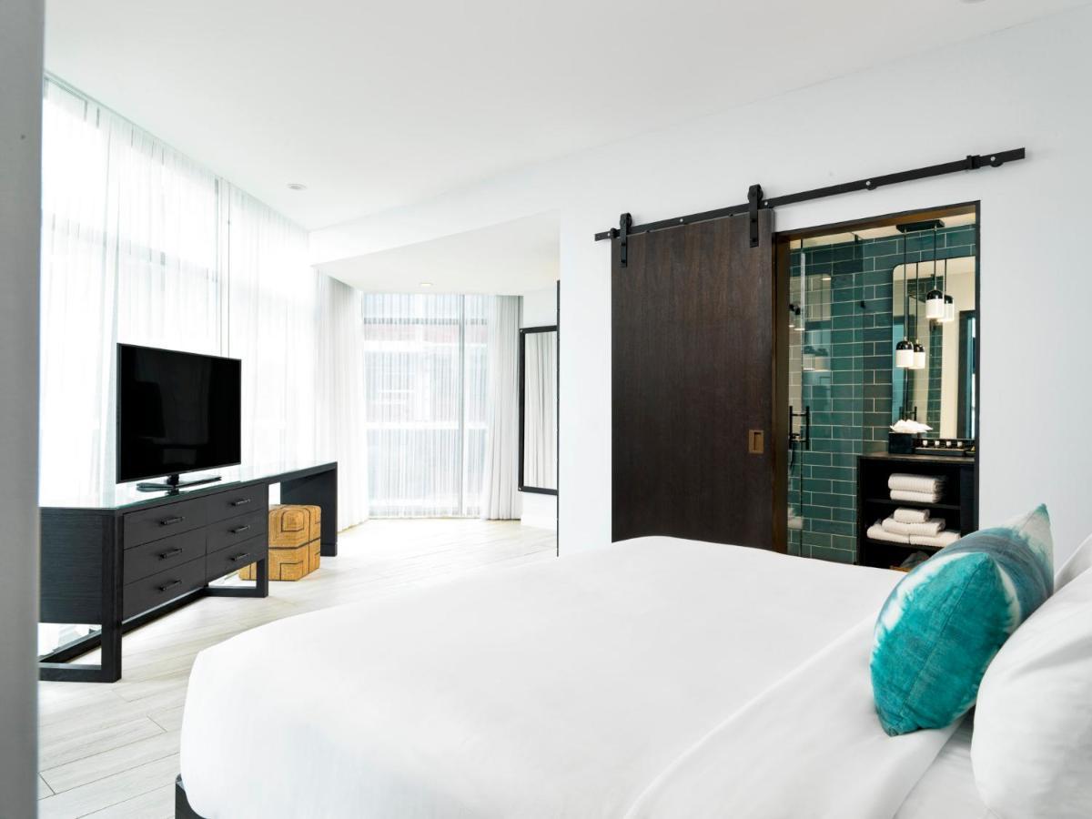 Deluxe Junior King Suite Terrace