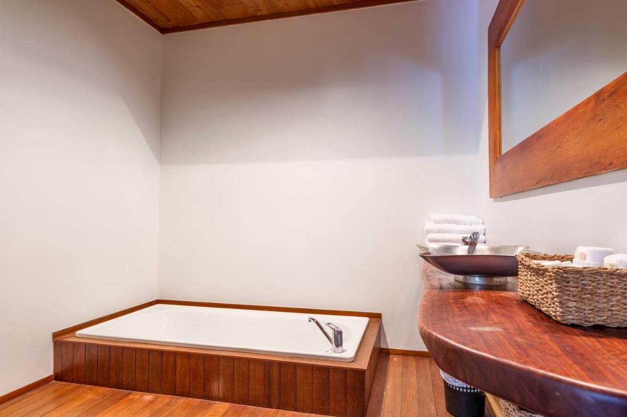 Suite Totara