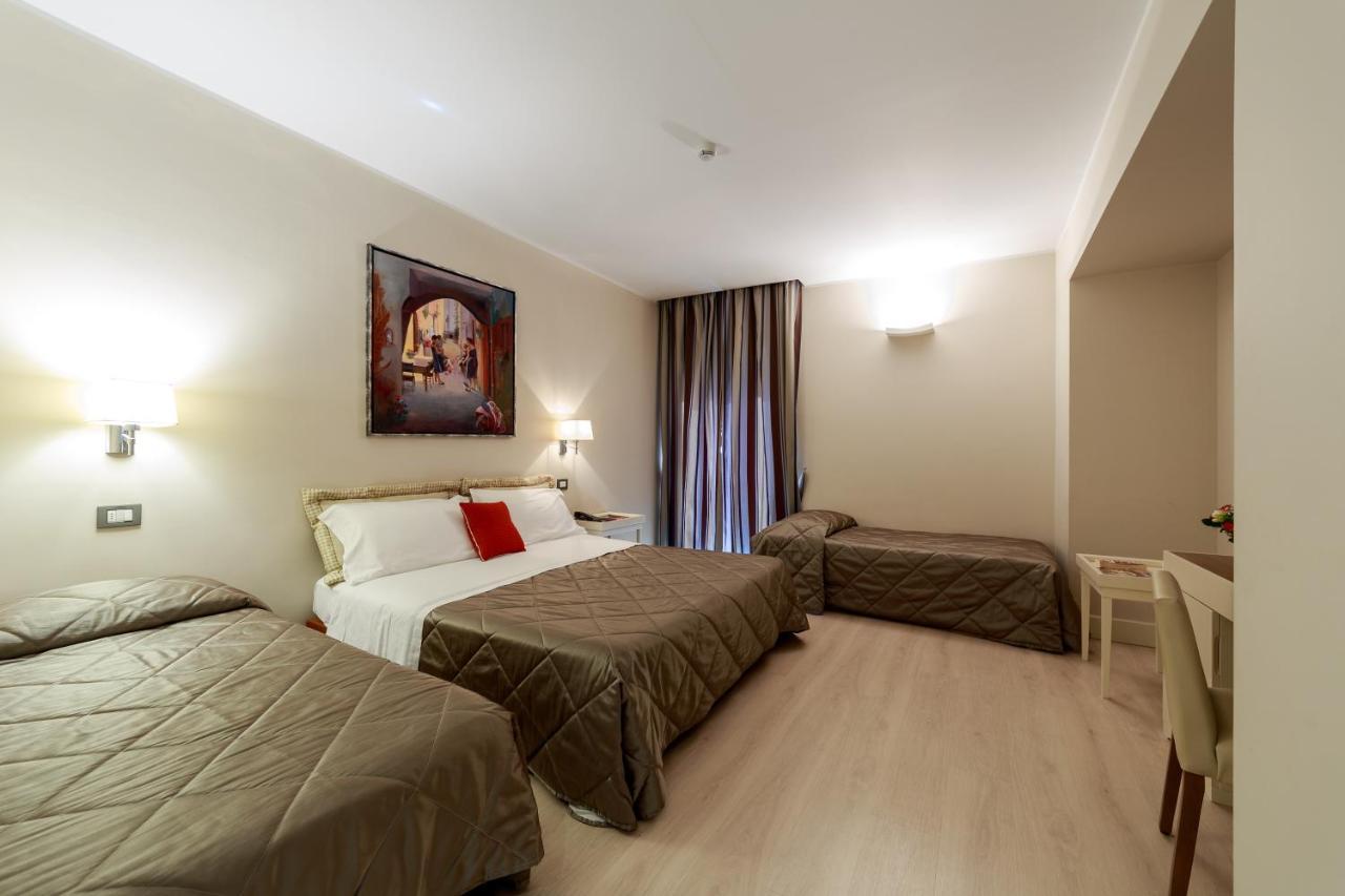 Quadruple Room,1447358779:JPEG