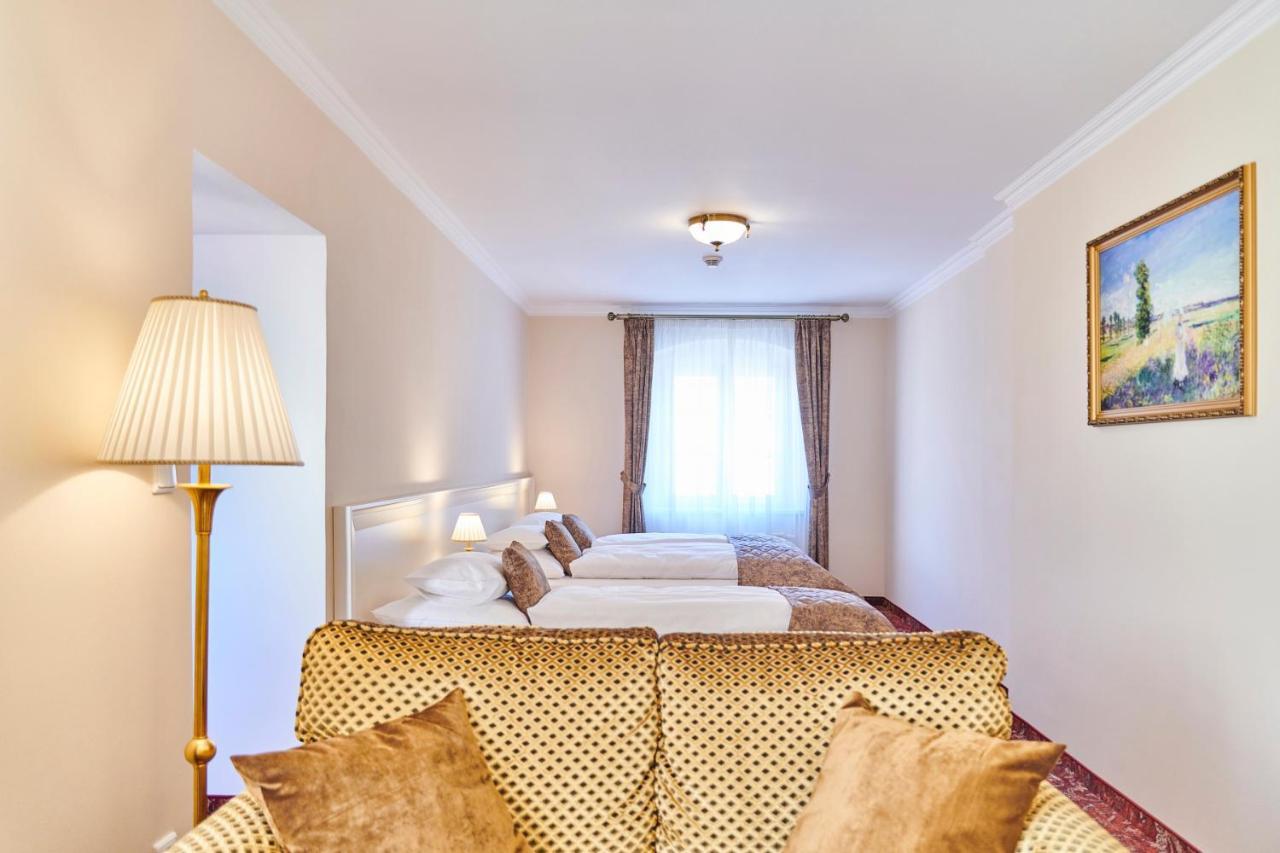 Deluxe Dreibettzimmer