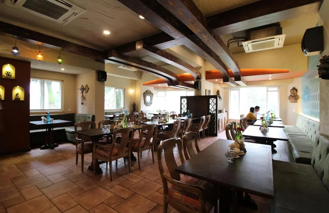 Hotel Hillock-1