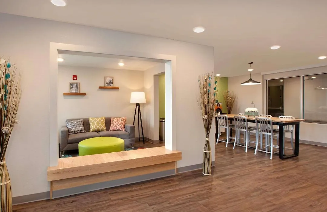 Woodspring Suites Quantico-1