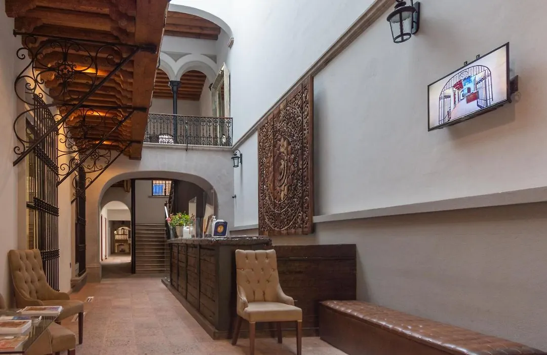 Hotel Madero-1
